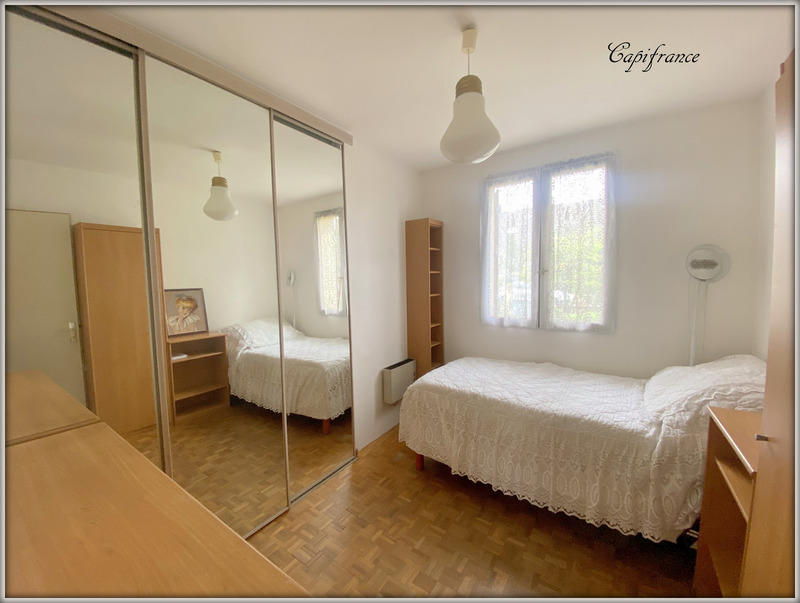 Maison - 165 m² - 8 pièces