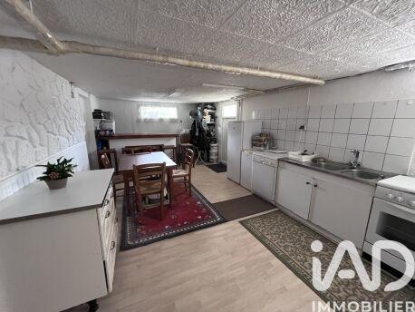 Maison - 98 m² - 5 pièces