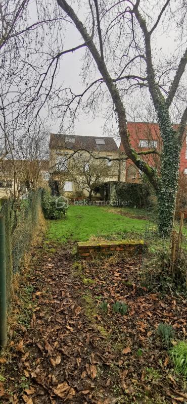 Maison - 97 m² - 5 pièces