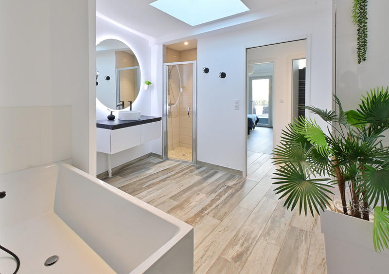 Appartement - 199 m² - 5 pièces