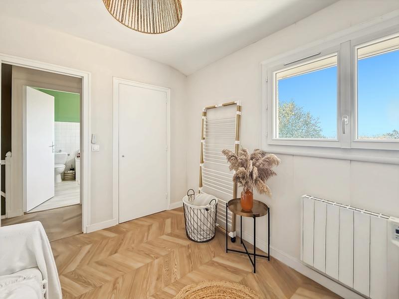 Maison - 102 m² - 5 pièces