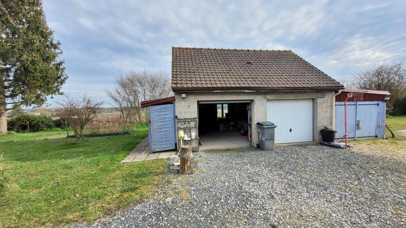 Maison - 243 m² - 11 pièces