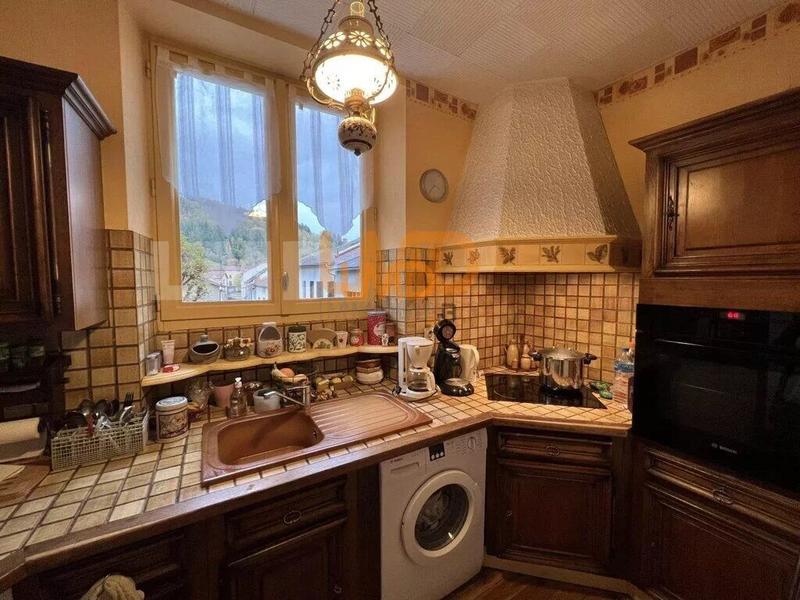 Maison - 142 m² - 6 pièces