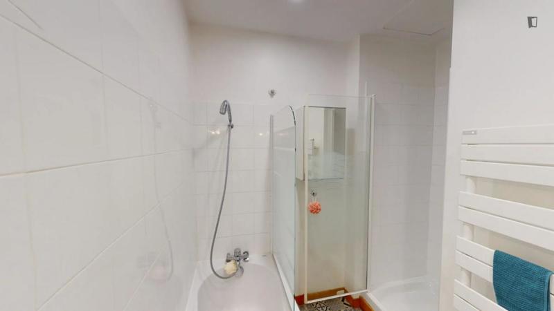 Chambre - 16 m² - 5 pièces