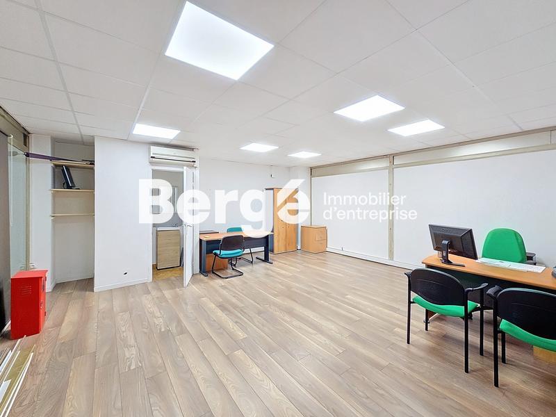 Local commercial - 229 m²