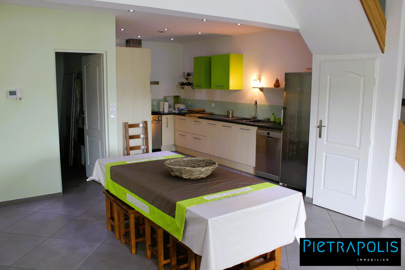 Maison ancienne - 442 m² - 16 pièces