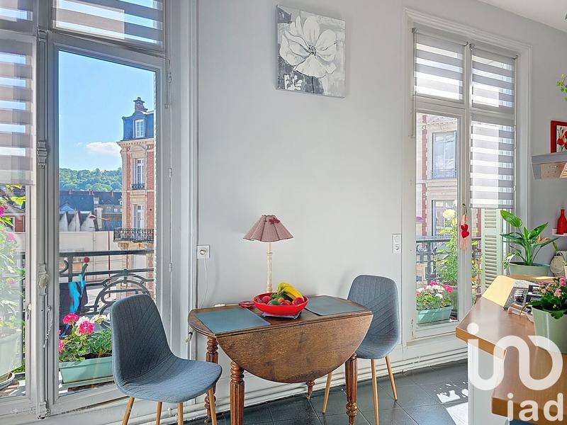 Appartement - 207 m² - 7 pièces