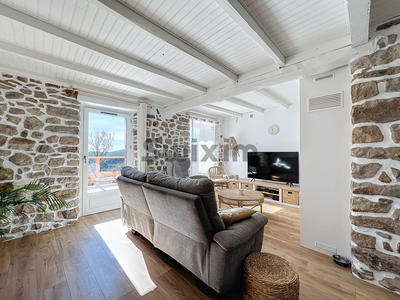 Mas - 161 m² - 7 pièces