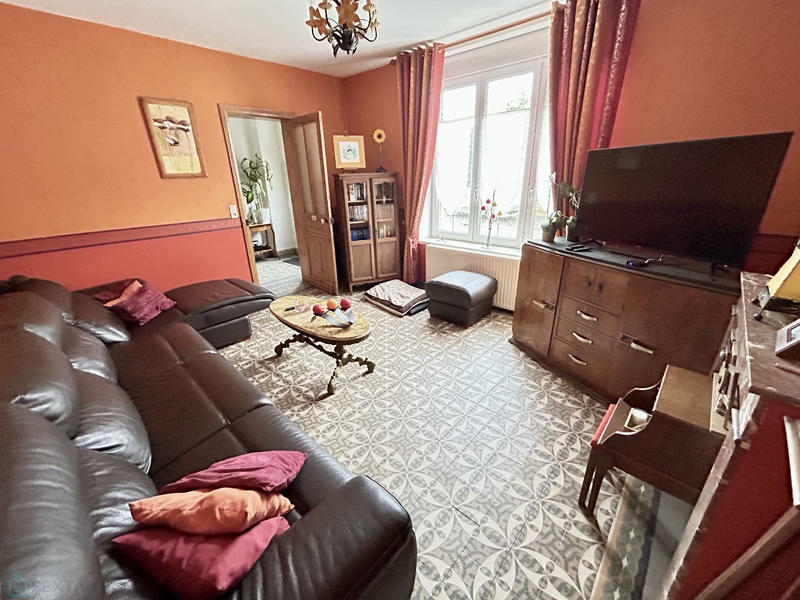 Maison - 159 m² - 6 pièces