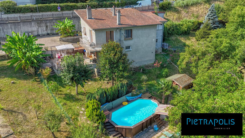 Maison - 137 m² - 4 pièces