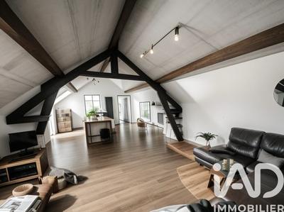 Maison - 224 m² - 8 pièces