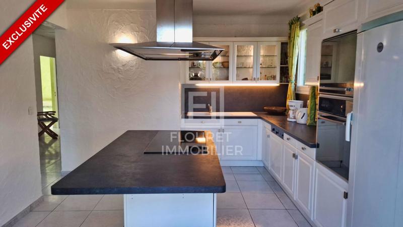 Villa - 155 m² - 8 pièces