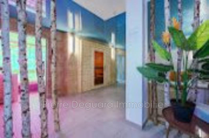 Fonds de commerce - 350 m²