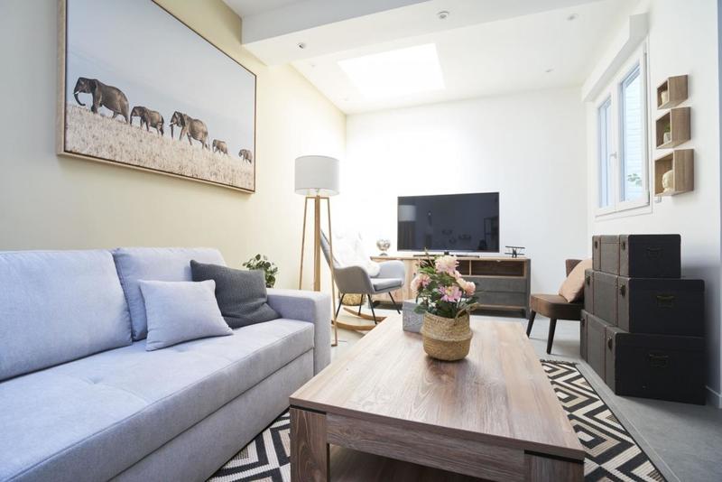 Maison - 156 m² - 8 pièces