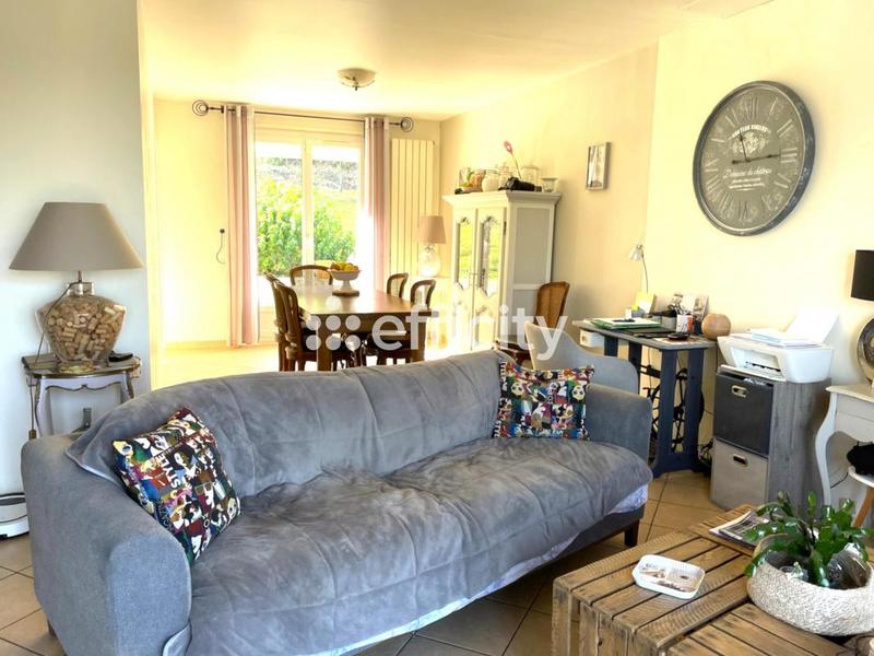 Maison - 110 m² - 6 pièces