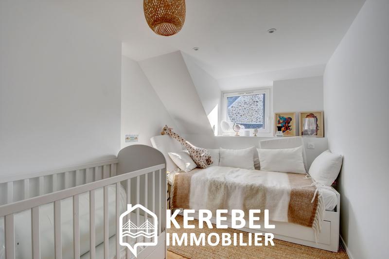 Maison - 99 m² - 5 pièces