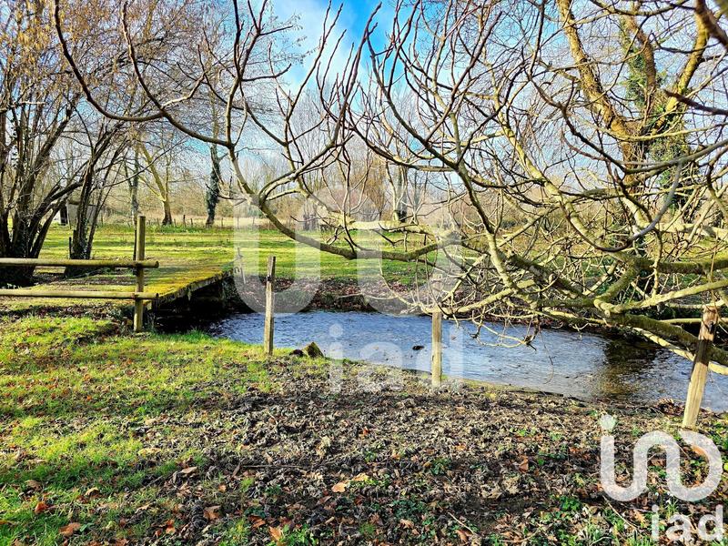 Maison - 14 650 m² - 2 pièces