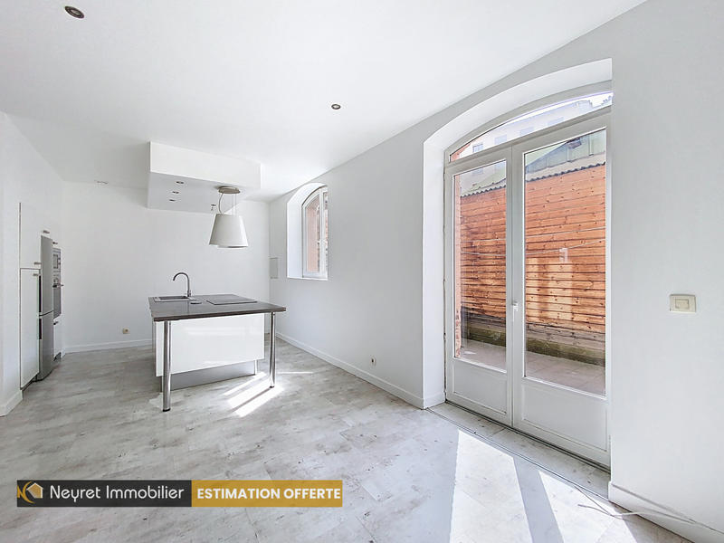 Appartement - 79 m² - 3 pièces