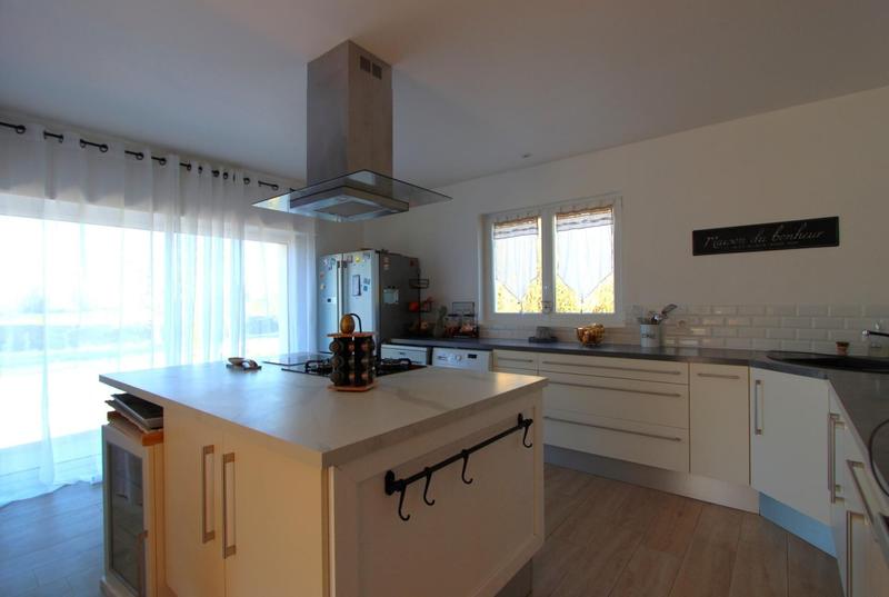 Maison - 142 m² - 6 pièces