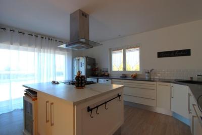 Maison - 142 m² - 6 pièces