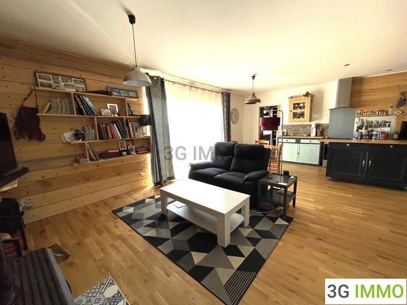 Maison - 83 m² - 3 pièces