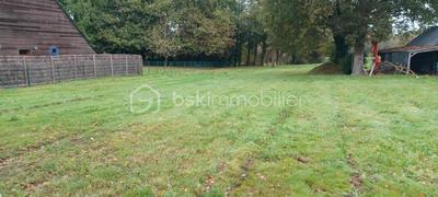 Terrain constructible - 849 m²