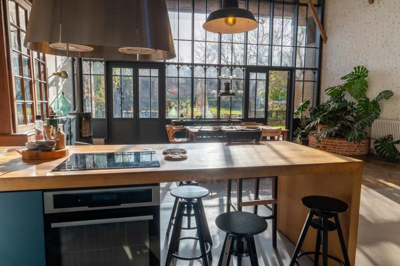 Propriété - 435 m² - 11 pièces