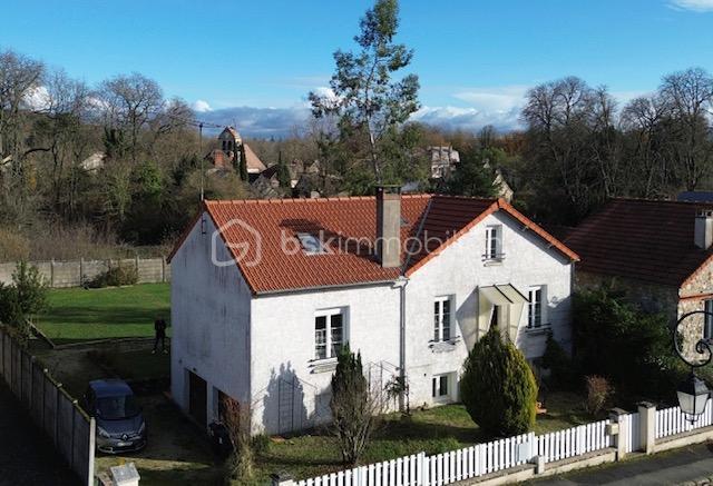 Pavillon - 170 m² - 8 pièces