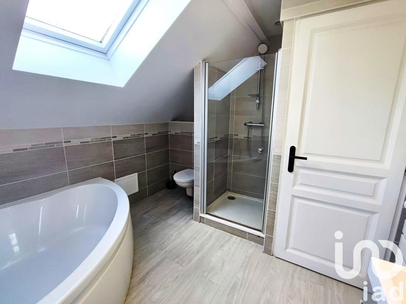 Maison - 136 m² - 6 pièces