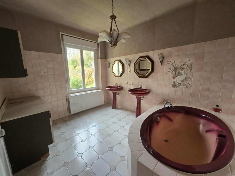 Maison - 193 m² - 8 pièces