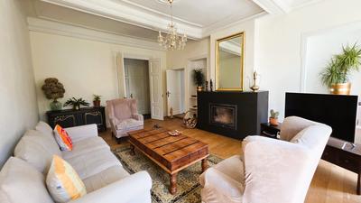 Maison - 450 m² - 17 pièces