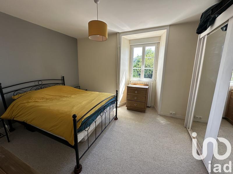 Maison - 181 m² - 6 pièces