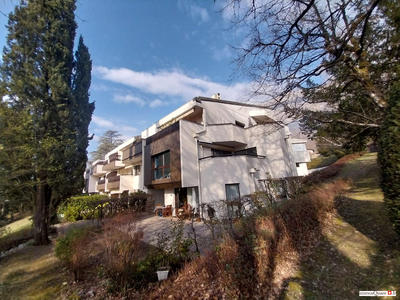 Appartement - 60 m² - 2 pièces