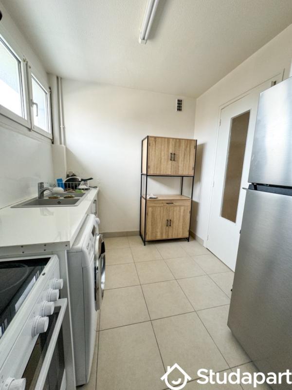 Chambre - 65 m² - 1 pièce