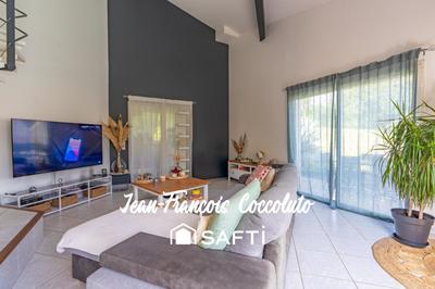 Maison - 175 m² - 5 pièces