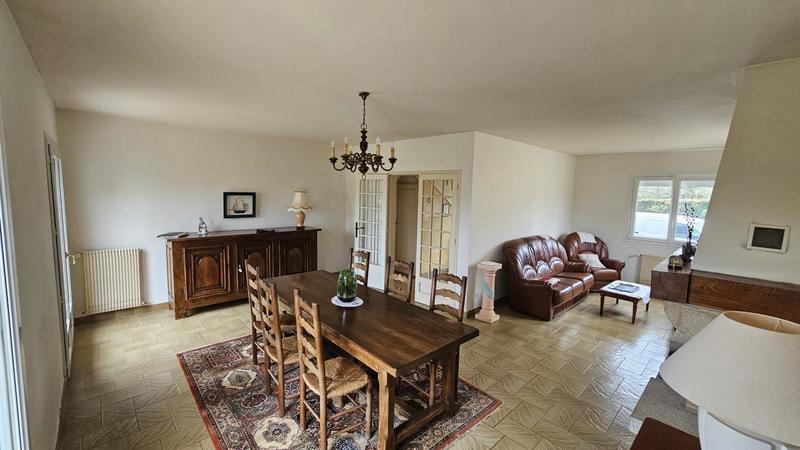 Maison - 125 m² - 8 pièces