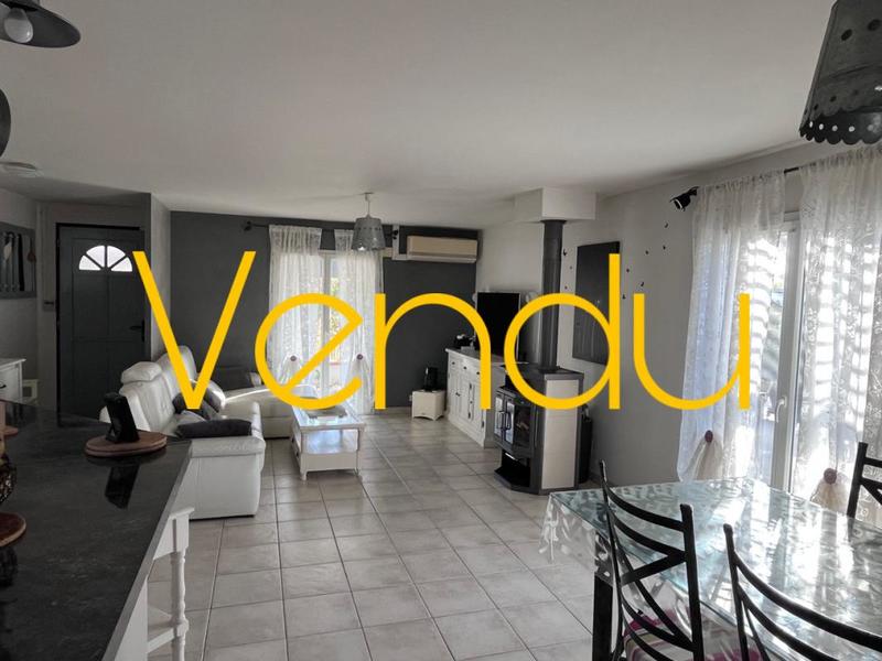 Propriété - 100 m² - 5 pièces