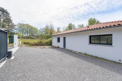 Maison - 111 m² - 4 pièces