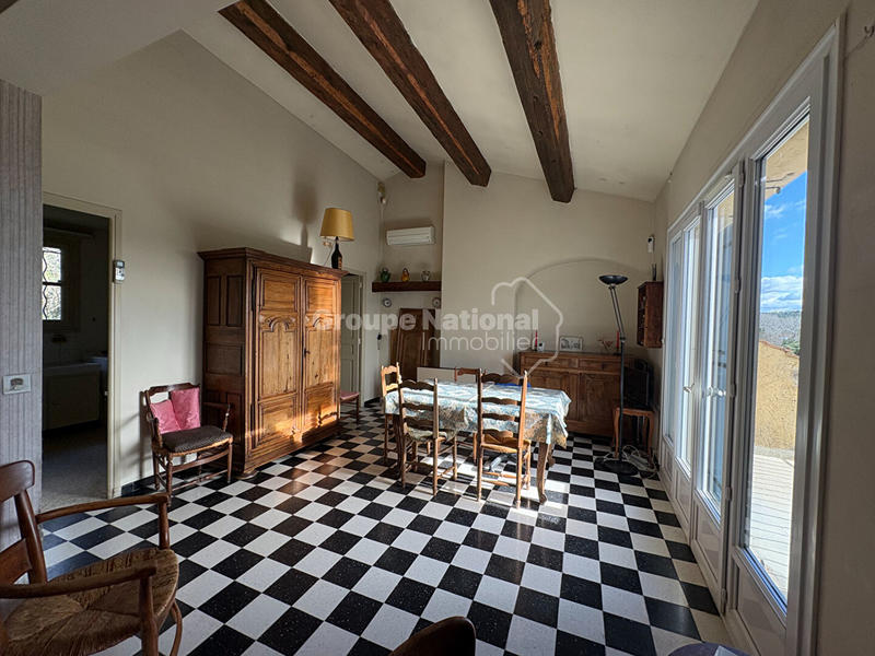 Maison - 121 m² - 5 pièces