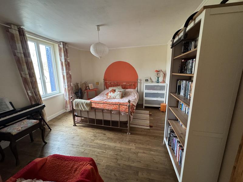 Maison - 98 m² - 5 pièces