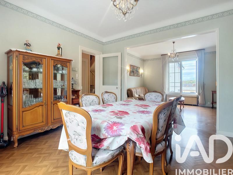 Maison - 96 m² - 5 pièces