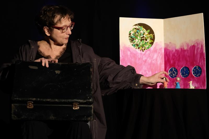 Théâtre - Olga, Sonia, Nina et moi