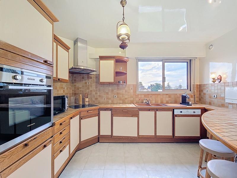 Appartement - 81 m² - 4 pièces