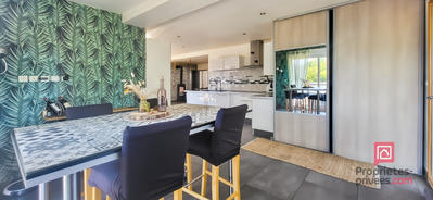 Maison - 150 m² - 8 pièces