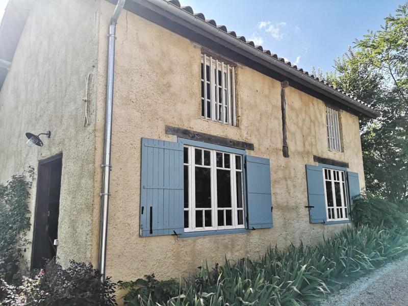 Propriété - 470 m² - 16 pièces