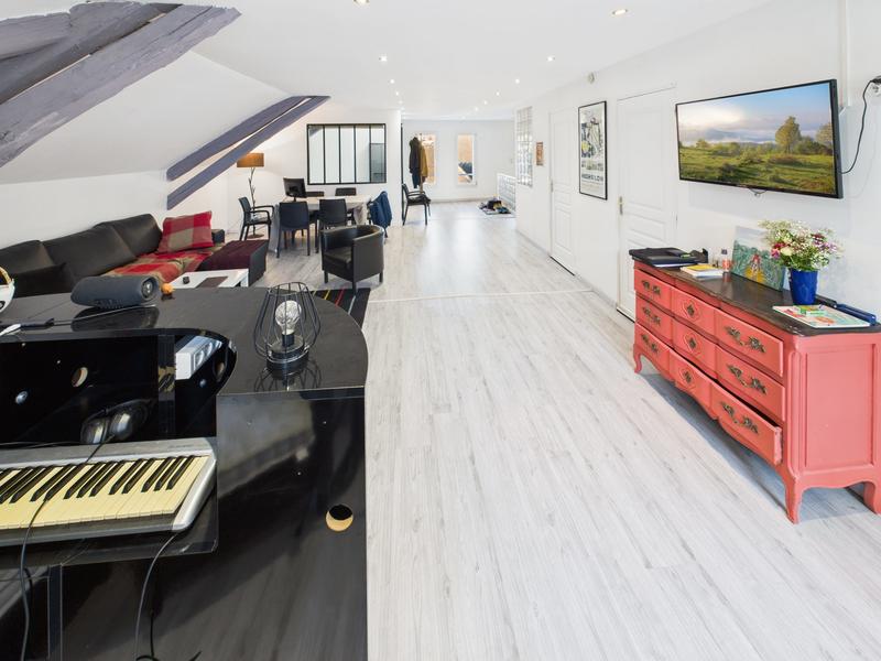 Appartement - 98 m² - 4 pièces