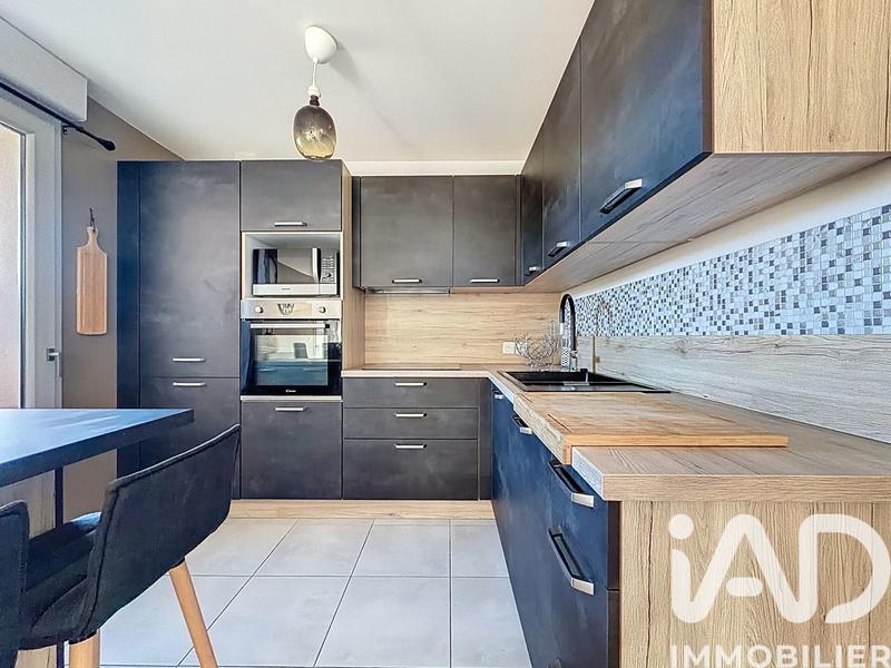 Appartement - 64 m² - 3 pièces