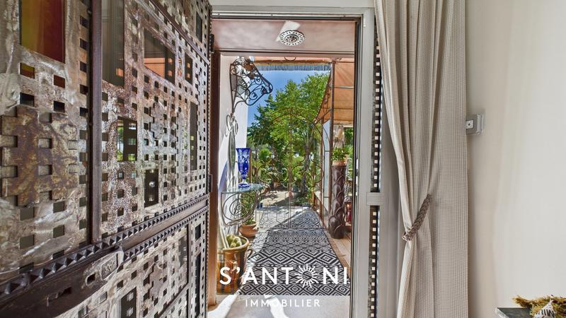 Maison de domaine - 364 m² - 10 pièces