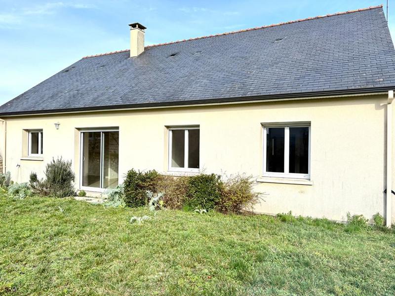 Maison - 92 m² - 5 pièces