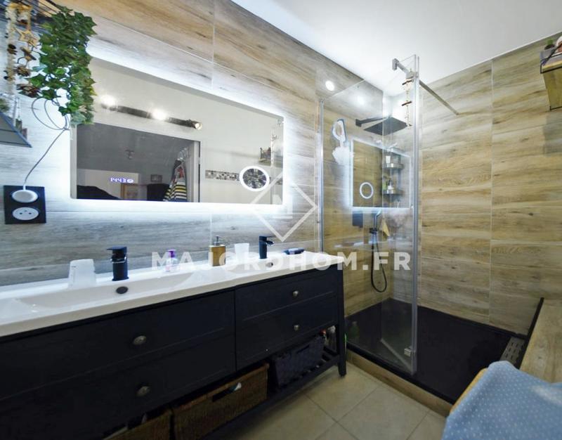 Appartement - 72 m² - 3 pièces